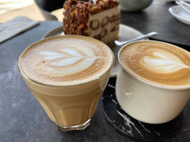 Comentarii opinii despre Undisclosed Location