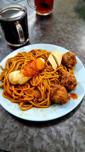 Opinii despre Kedai Kopi dan Makanan Laiyi în Batu Pahat - Gastronomi dan perhotelan