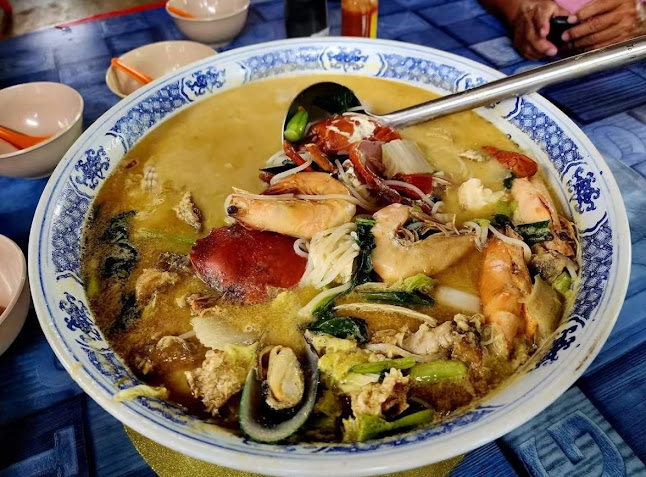 Restoran Makanan Laut Villa