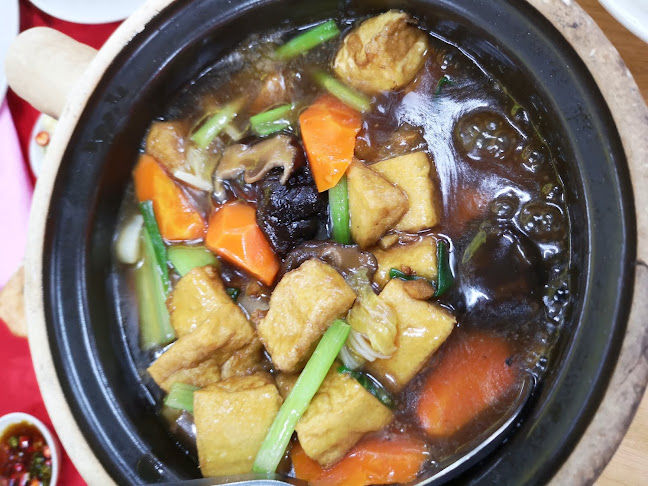 Uncle Ng Restaurant 皇廷囍宴海鲜酒家 - Kuala Terengganu