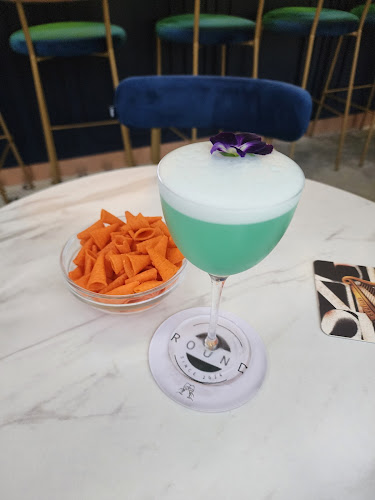 Opinii despre Round Bar în George Town - Gastronomi dan perhotelan