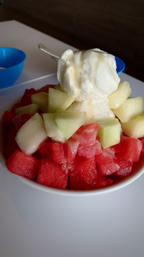 Borneo Fruit Shaved Ice Bintulu - Gastronomi dan perhotelan