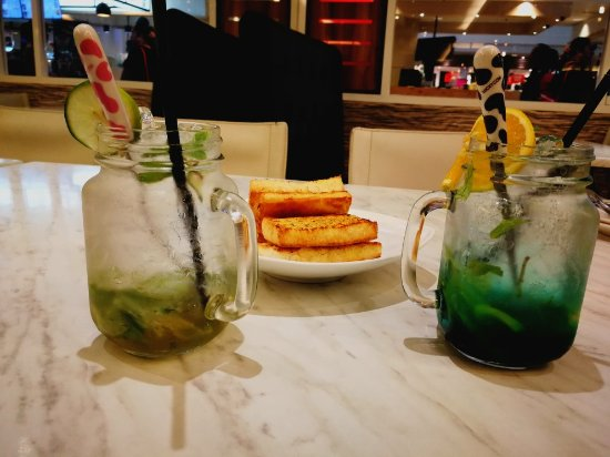 Opinii despre Vivo Pizza Berjaya Times Square în Kuala Lumpur - Gastronomi dan perhotelan