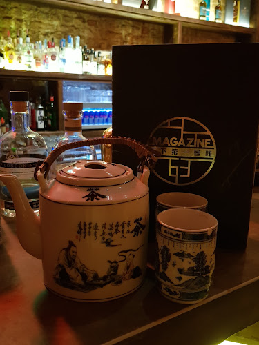 Hidden Bar - Gastronomi dan perhotelan