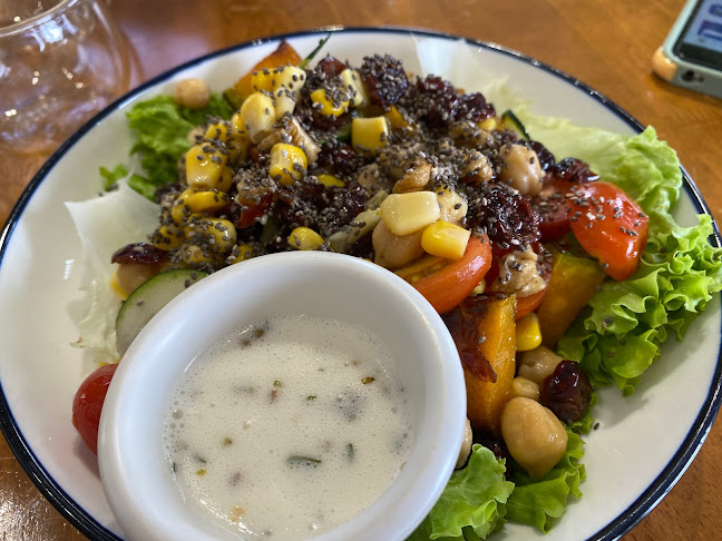 Comentarii opinii despre Seed Wholesome Dining