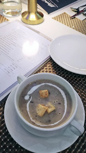 Maria's Steak Cafe • Sunway - Gastronomi dan perhotelan