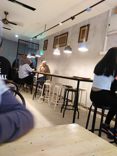 Murni Discovery USJ 9 - Gastronomi dan perhotelan