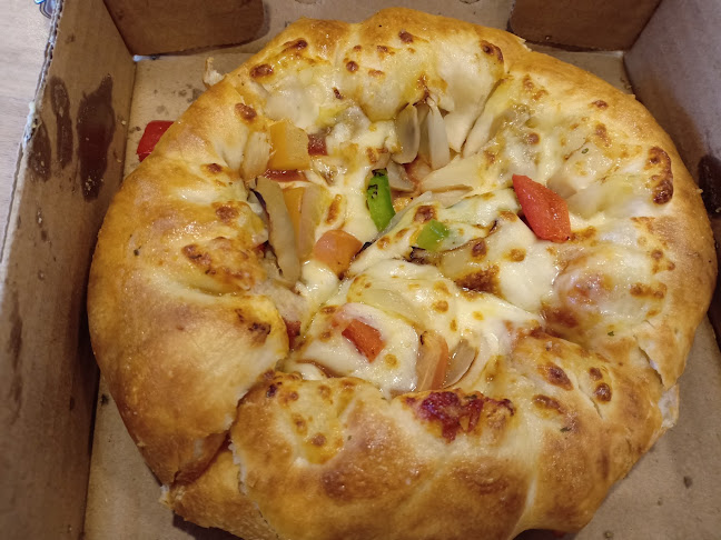 Pizza Hut - Gastronomi dan perhotelan