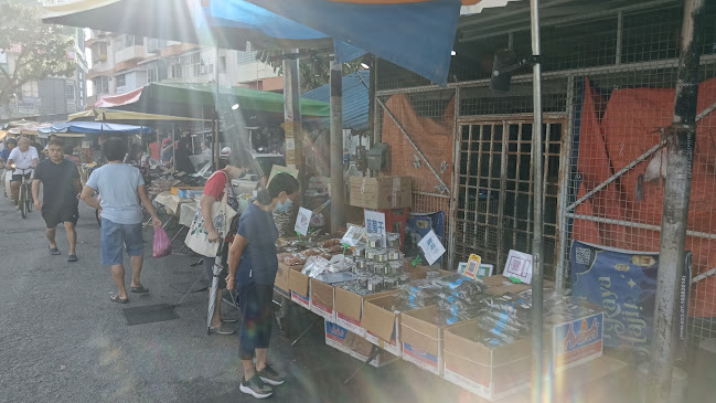 Perak Road Wet Market 大路后万山 - George Town