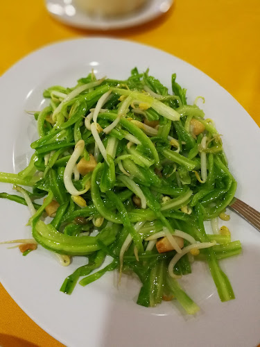 Robson Heights Seafood Restaurant