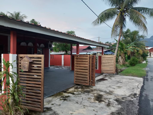 Mee Kari Cafe - Gastronomi dan perhotelan