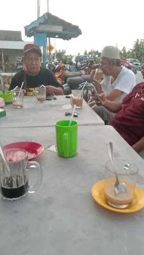 Opinii despre warung Usin în Selekoh - Gastronomi dan perhotelan