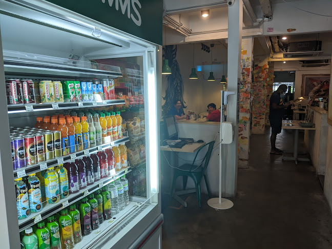 Opinii despre Nomms Pressure Fried Chicken în Subang Jaya - Gastronomi dan perhotelan