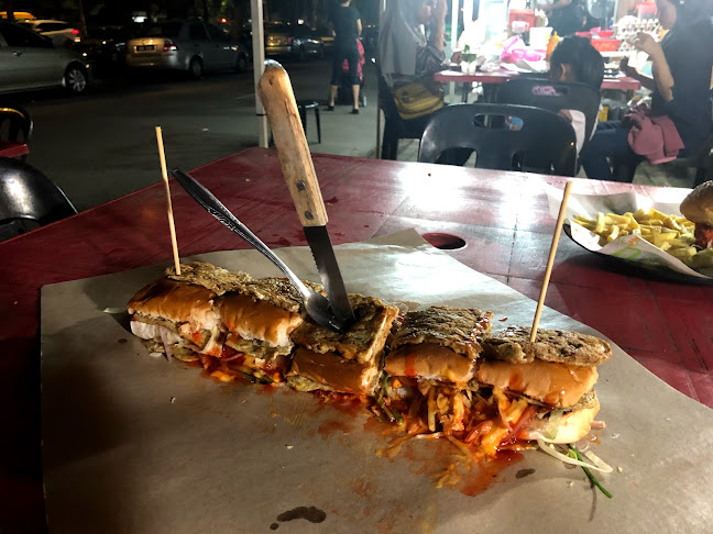 Opinii despre D'raz Burger Station în Kuala Lumpur - Gastronomi dan perhotelan