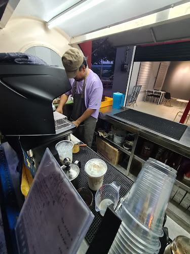 8, Jalan 2/1, Bandar Baru, 45000 Kuala Selangor, Selangor