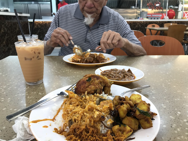 Nasi Kandar Stadium - Gastronomi dan perhotelan