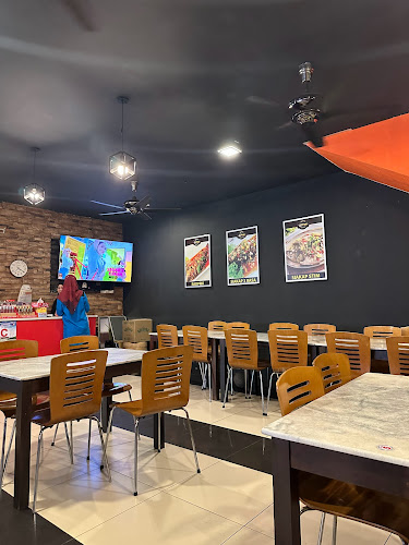 Opinii despre Patong Seafood în Kajang - Gastronomi dan perhotelan