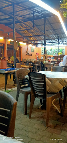 Opinii despre Restoran Sri Bunga seafood în Shah Alam - Gastronomi dan perhotelan