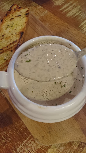 Comentarii opinii despre Frisky Goat Bakery Cafe