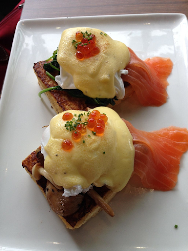 The Red Beanbag - Gastronomi dan perhotelan