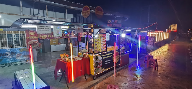 Opinii despre Gerai Kampung Burger în Kuala Dungun - Gastronomi dan perhotelan