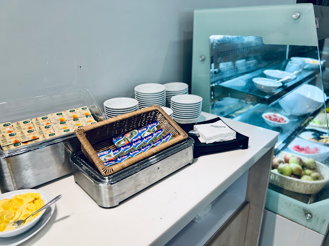 Awesome Fastfood - Iskandar Puteri