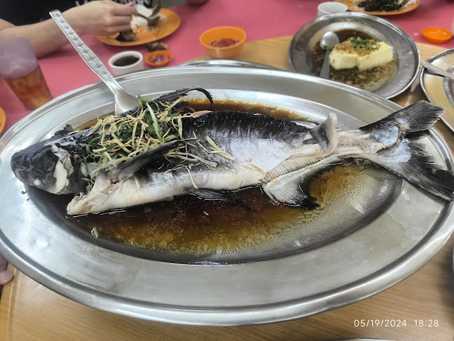 Comentarii opinii despre New Paris Restaurant