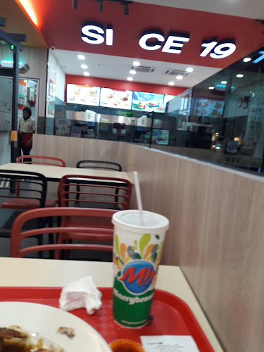 Opinii despre Marrybrown Bayu Tinggi Klang în Klang - Gastronomi dan perhotelan