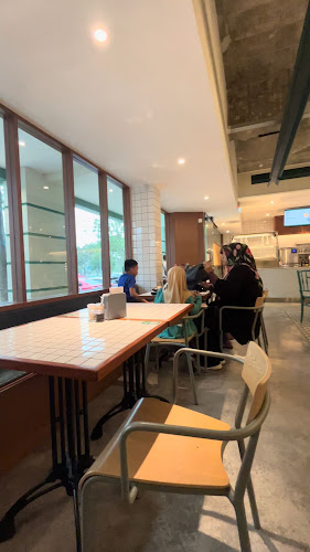 Mana Lagi Kopitiam Shah Alam - Gastronomi dan perhotelan