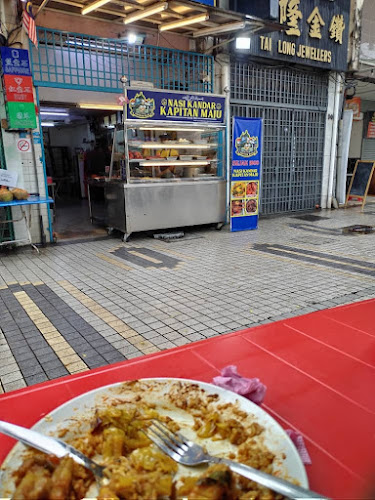 NASI KANDAR KAPITAN MAJU - Gastronomi dan perhotelan