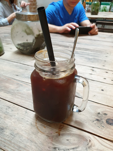 Comentarii opinii despre The Mugshot Cafe