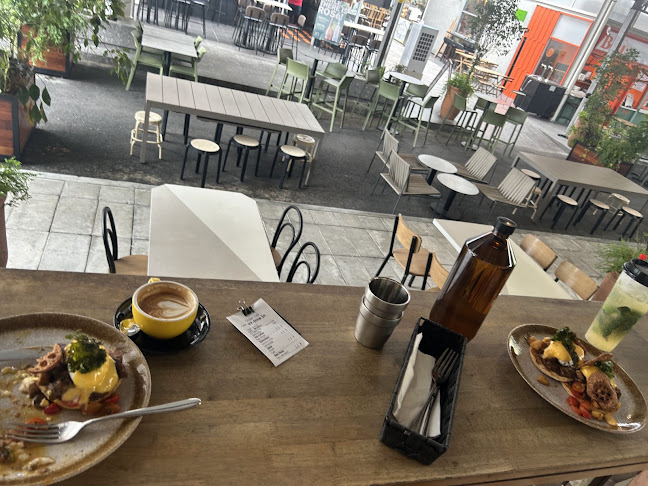 Breakfast Thieves APW Bangsar - Gastronomi dan perhotelan