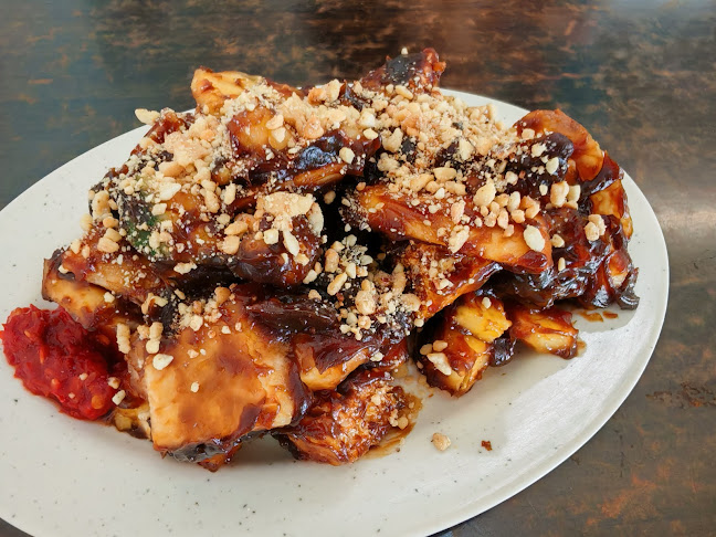 2594, Jalan Satok, KNLD, 93400 Kuching, Sarawak