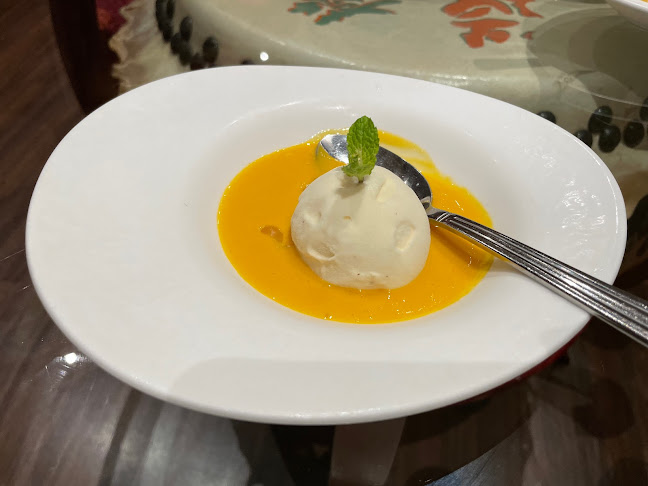 Chynna - Gastronomi dan perhotelan