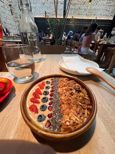 Comentarii opinii despre Tapestry | Chow Kit