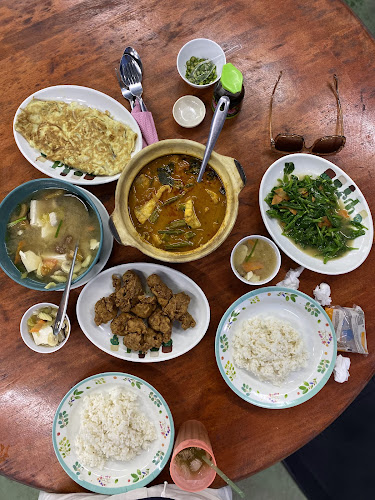 Comentarii opinii despre Restoran 77 (famous curry fish head)