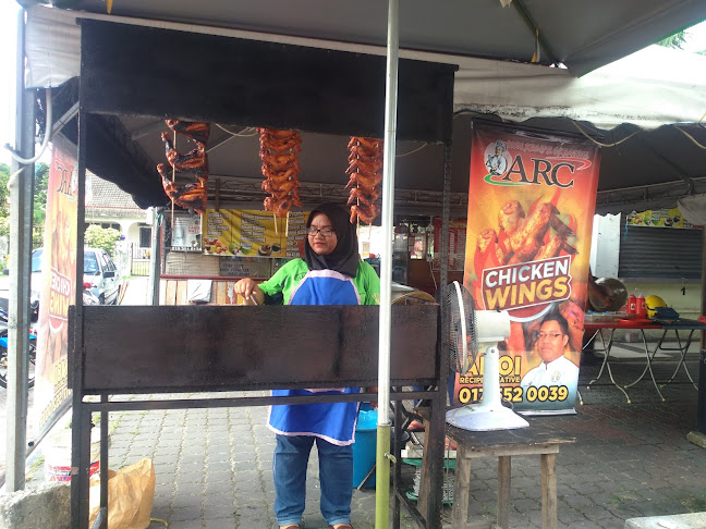 Comentarii opinii despre Medan Selera Taman Orkid