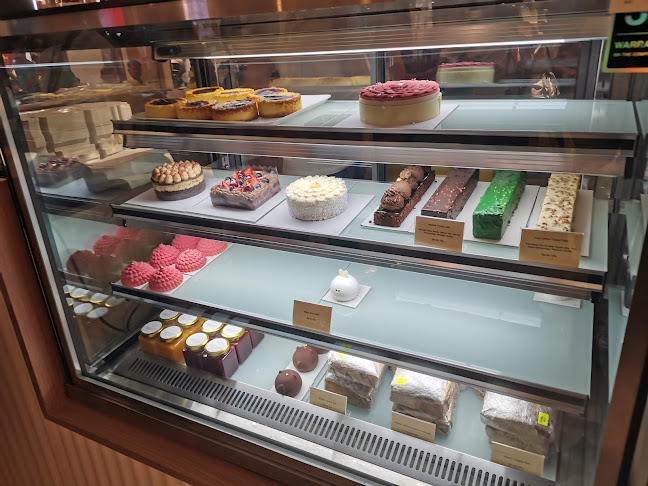 Champignons Patisserie @Kota Damansara - Gastronomi dan perhotelan