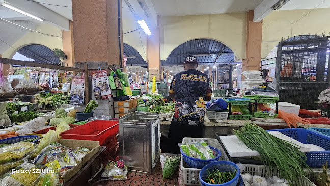 Opinii despre Sayur dan buah pisang în Batu Gajah - Gastronomi dan perhotelan