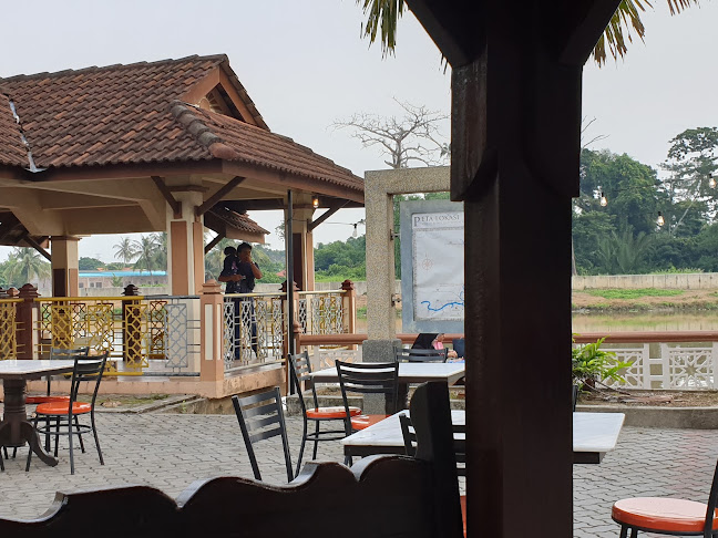 Comentarii opinii despre MUSEUM SIGNATURE