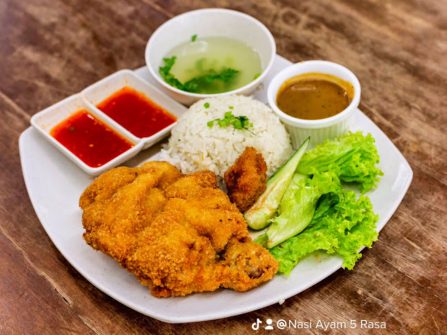 Opinii despre Nasi Ayam 5 Rasa în Johor Bahru - Gastronomi dan perhotelan