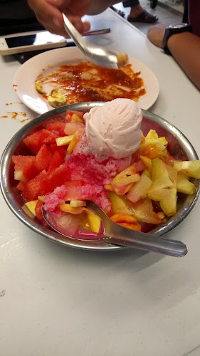 Opinii despre ROJAK N CENDOL PADANG IPOH în Ipoh - Gastronomi dan perhotelan