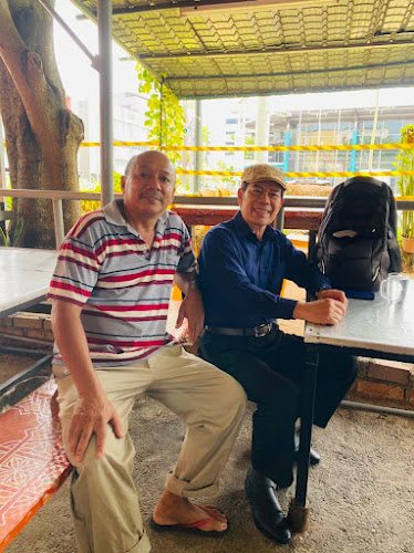 Amin Asam Pedas Bawah Pokok - Gastronomi dan perhotelan