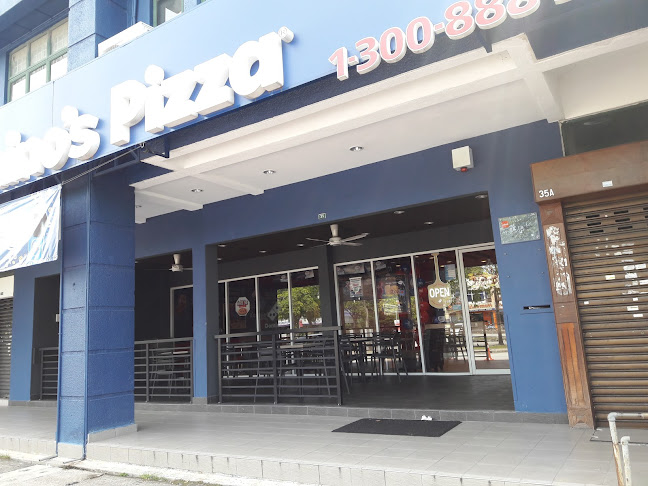 Domino's Pizza Seksyen 13