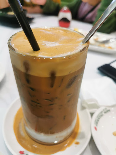 Lot 414-415 & OS404, Level 4, Menara Berkembar Petronas, Kuala Lumpur City Centre, 50088 Kuala Lumpur, Wilayah Persekutuan Kuala Lumpur