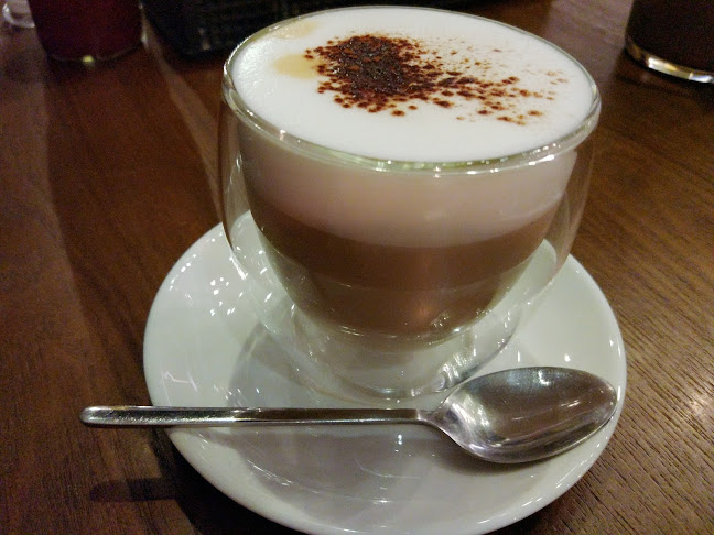 Unique Eatery Cafe - Gastronomi dan perhotelan