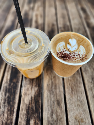 Ekues Cabin Cafe - Gastronomi dan perhotelan