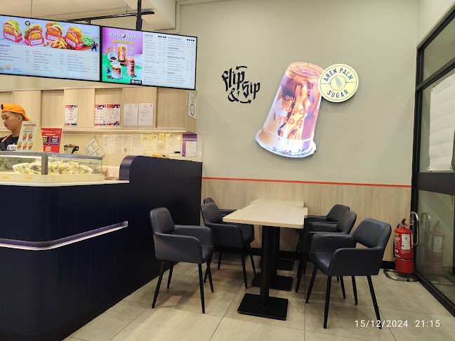 Bask Bear Coffee - Gastronomi dan perhotelan