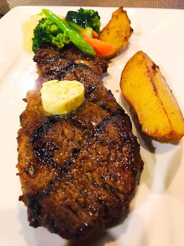 Comentarii opinii despre Maria's Steak Cafe