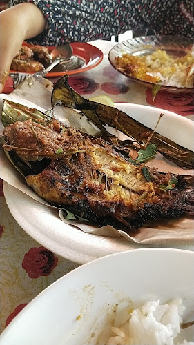 Kedai Makan Baung Meraung